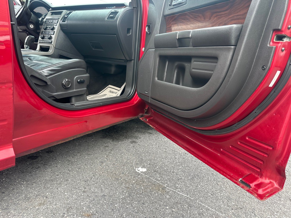 2009 Ford Flex Image 34