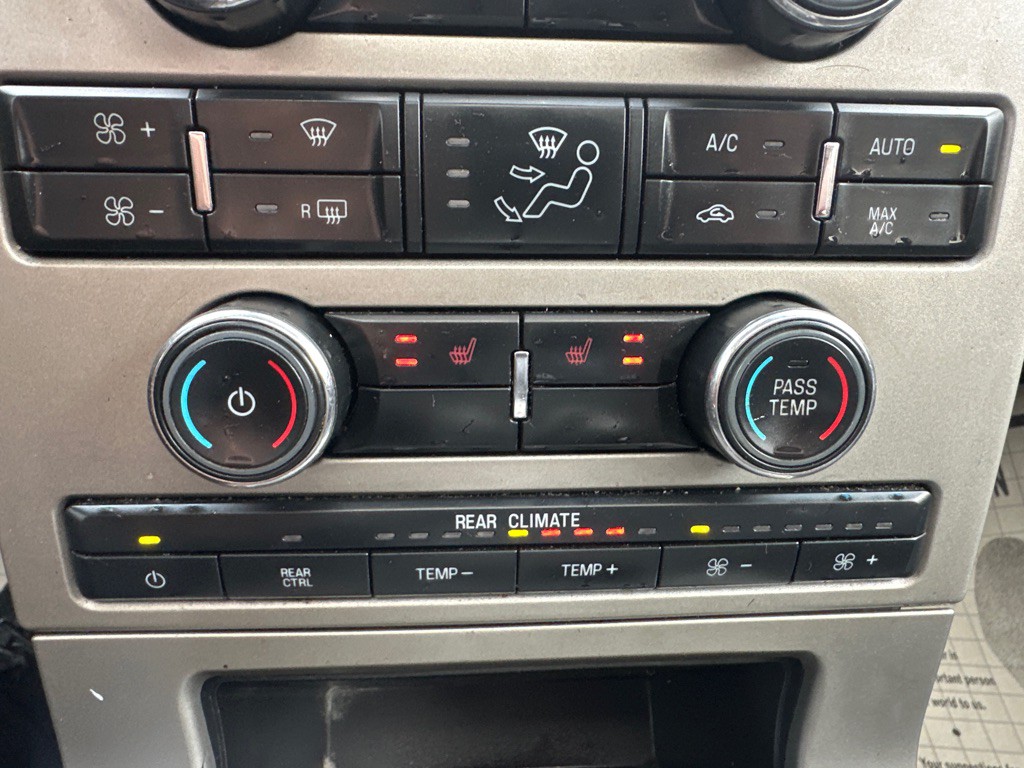 2009 Ford Flex Image 47