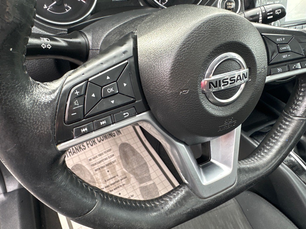 2017 Nissan Rogue Image 34