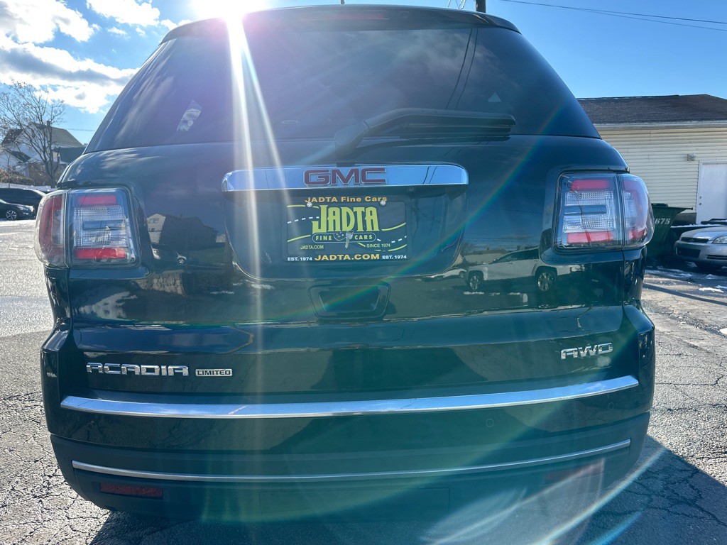 2017 GMC Acadia Image 5