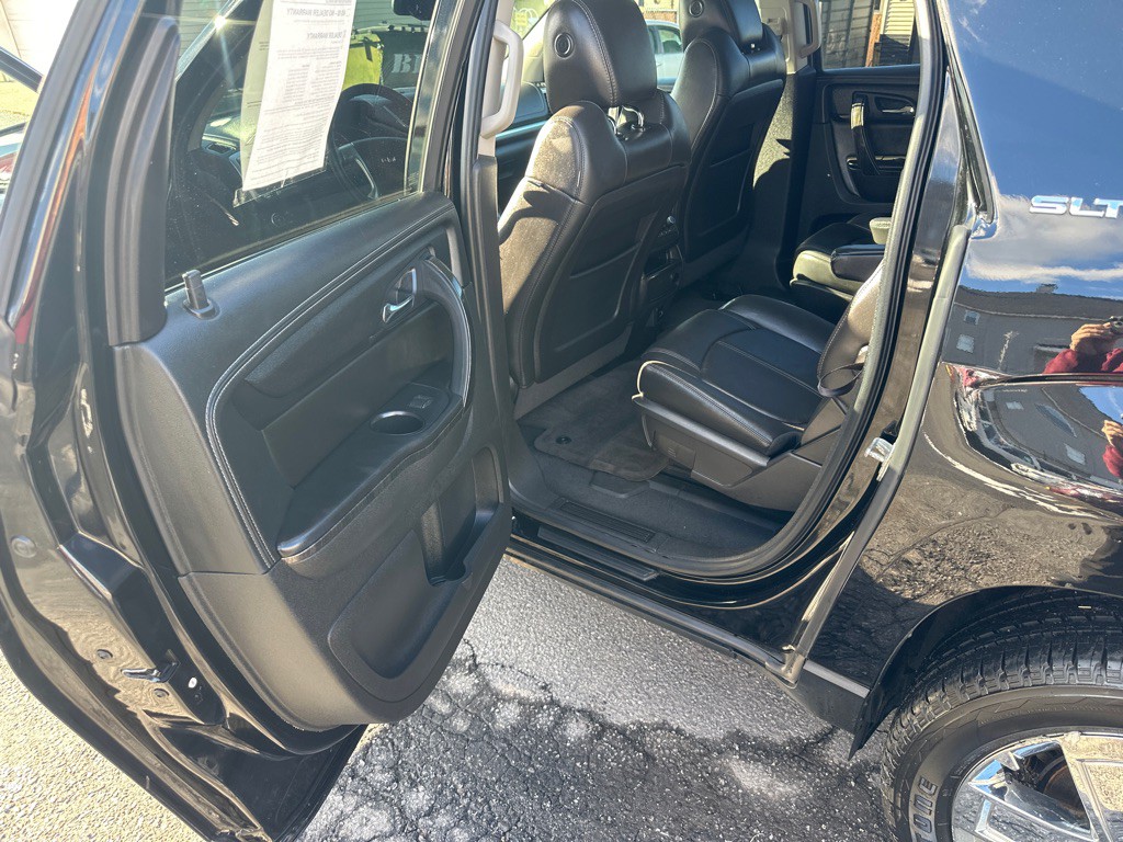 2017 GMC Acadia Image 19