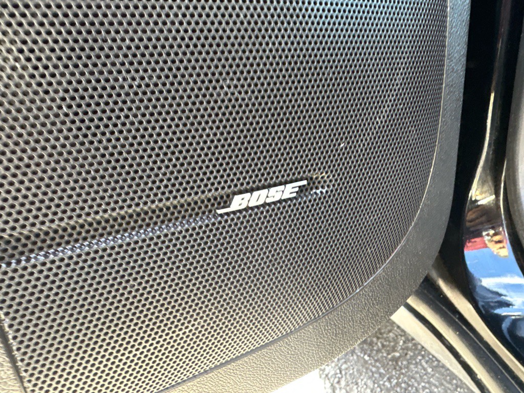 2017 GMC Acadia Image 24