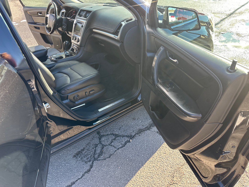 2017 GMC Acadia Image 36