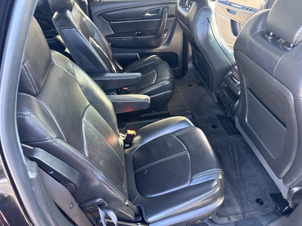 2017 GMC Acadia Image 41