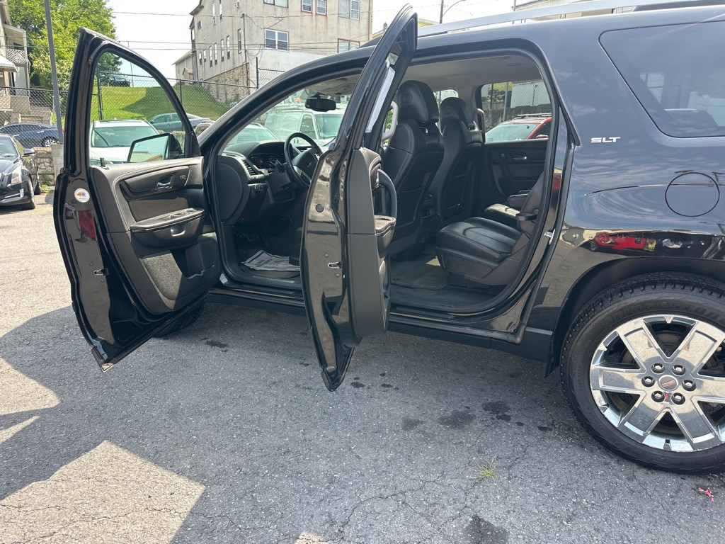 2017 GMC Acadia Image 13