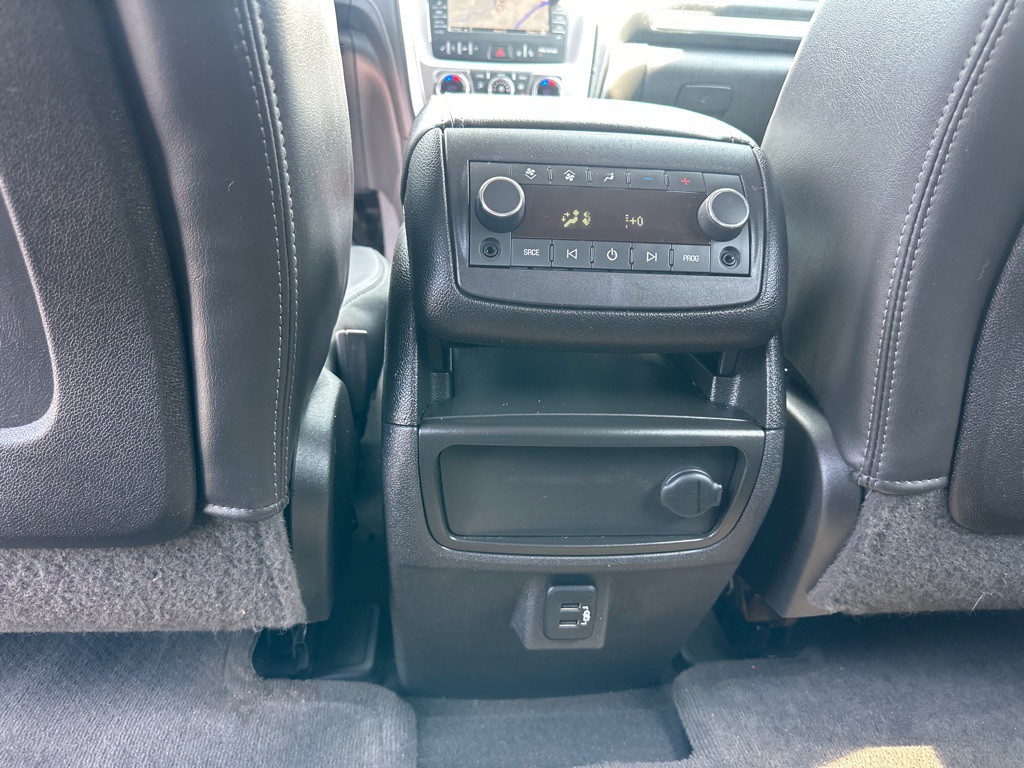 2017 GMC Acadia Image 17