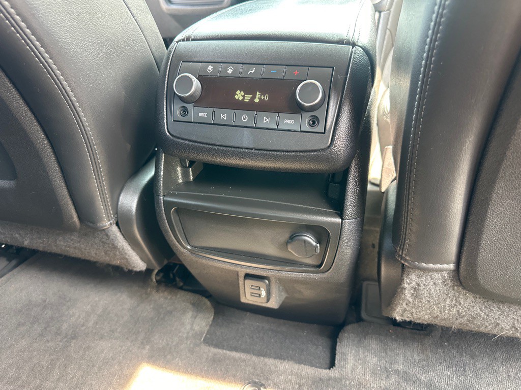 2017 GMC Acadia Image 31