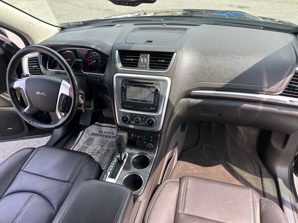 2017 GMC Acadia Image 32