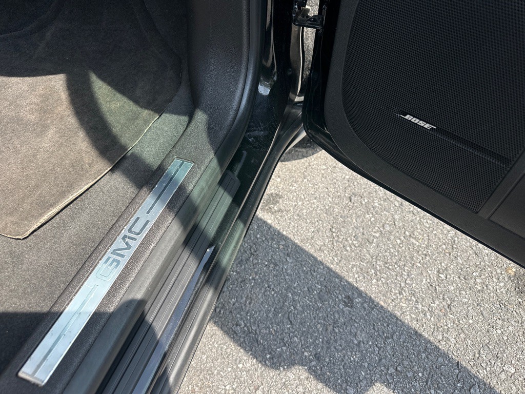 2017 GMC Acadia Image 34