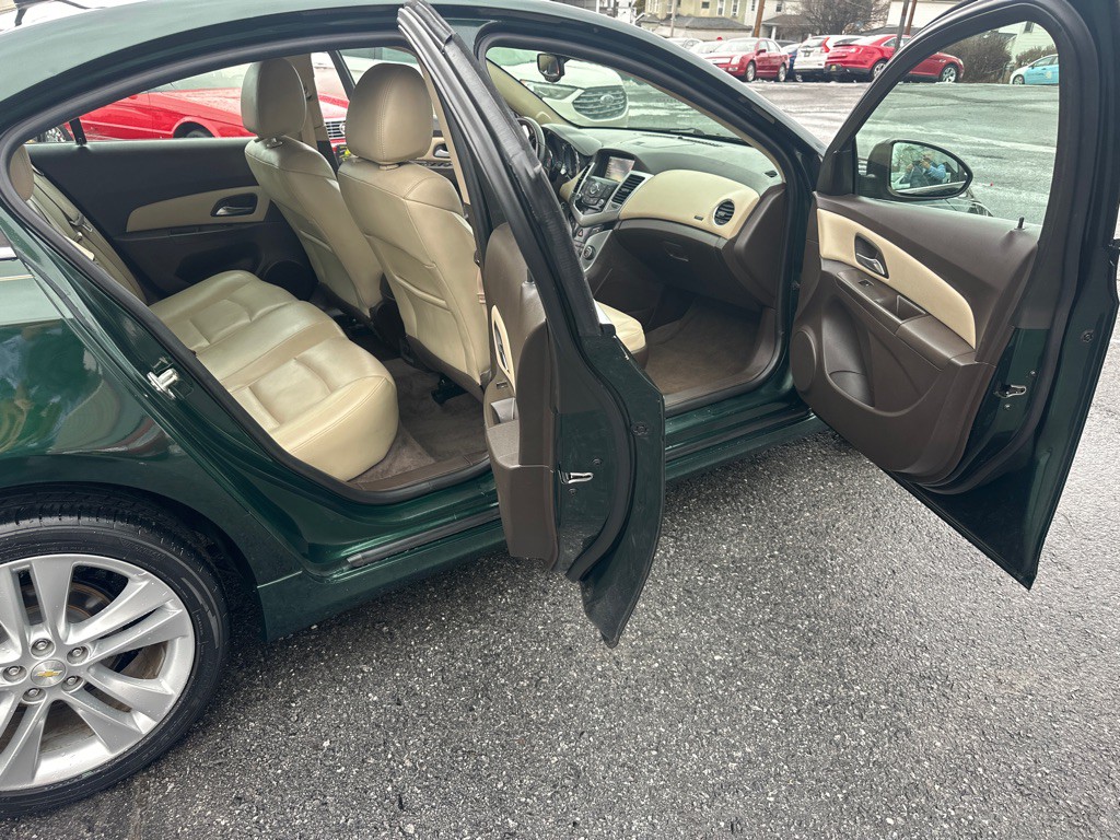 2014 Chevrolet Cruze Image 17