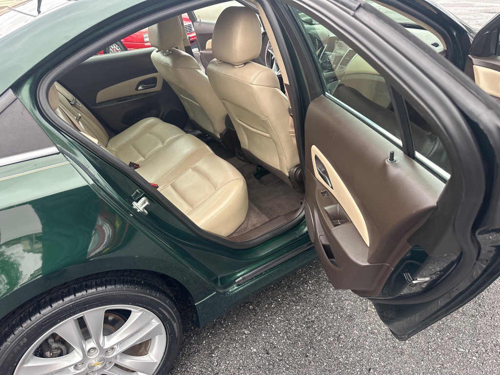 2014 Chevrolet Cruze Image 18