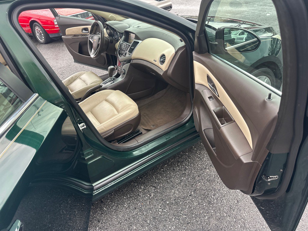 2014 Chevrolet Cruze Image 19