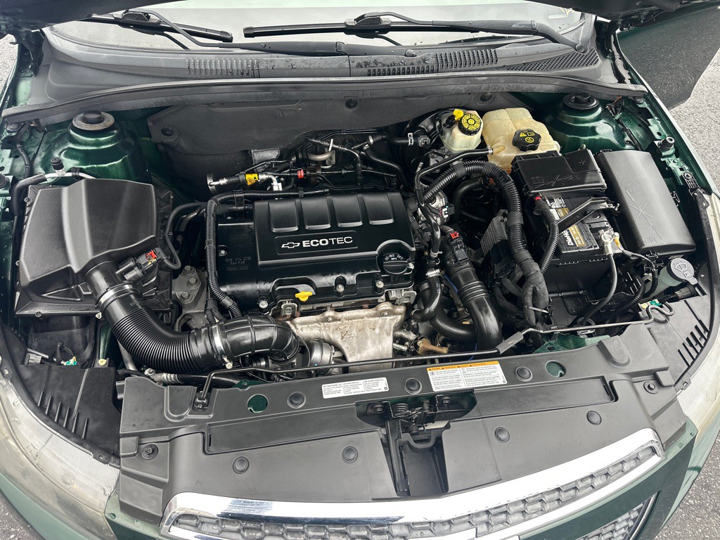 2014 Chevrolet Cruze Image 32