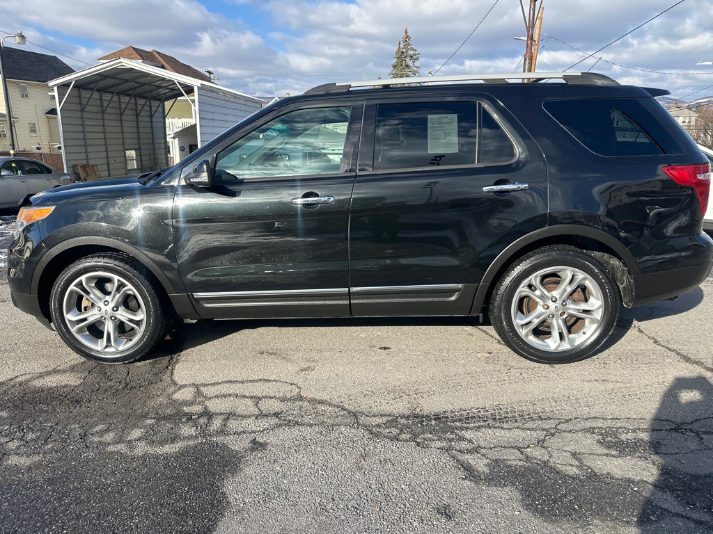 2013 Ford Explorer Image 2