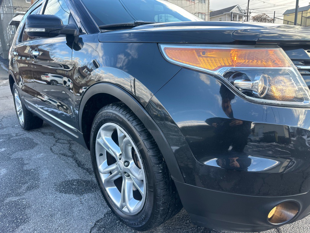 2013 Ford Explorer Image 12