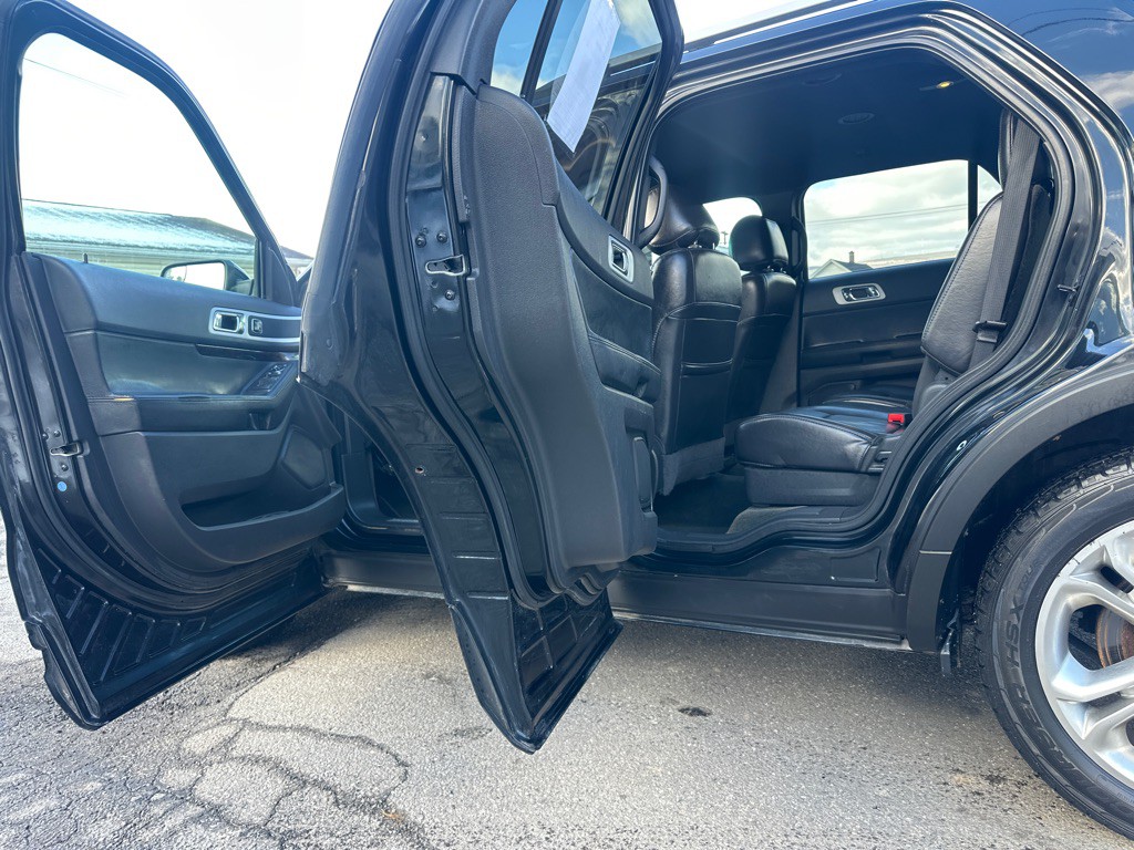 2013 Ford Explorer Image 14