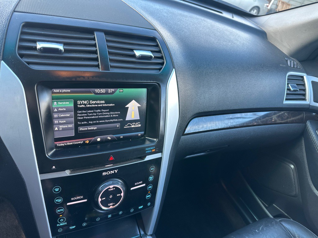 2013 Ford Explorer Image 26