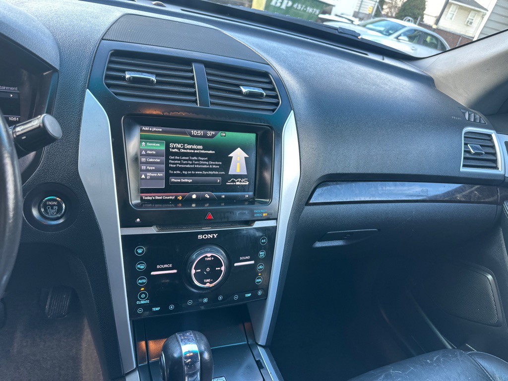 2013 Ford Explorer Image 28