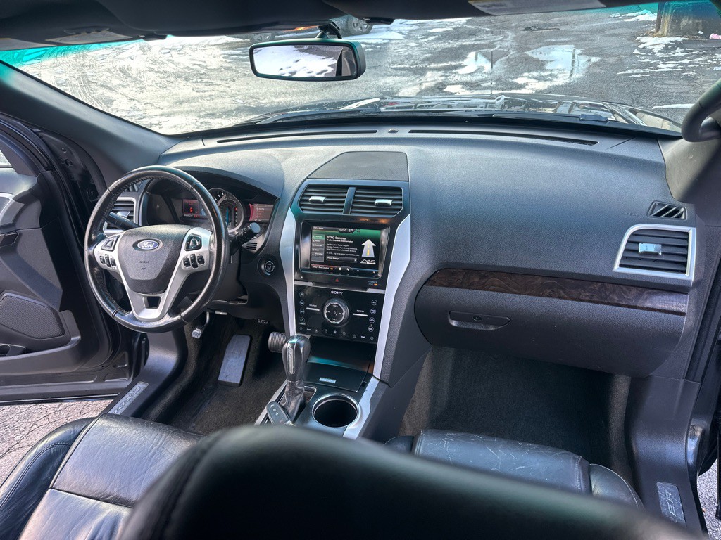 2013 Ford Explorer Image 34