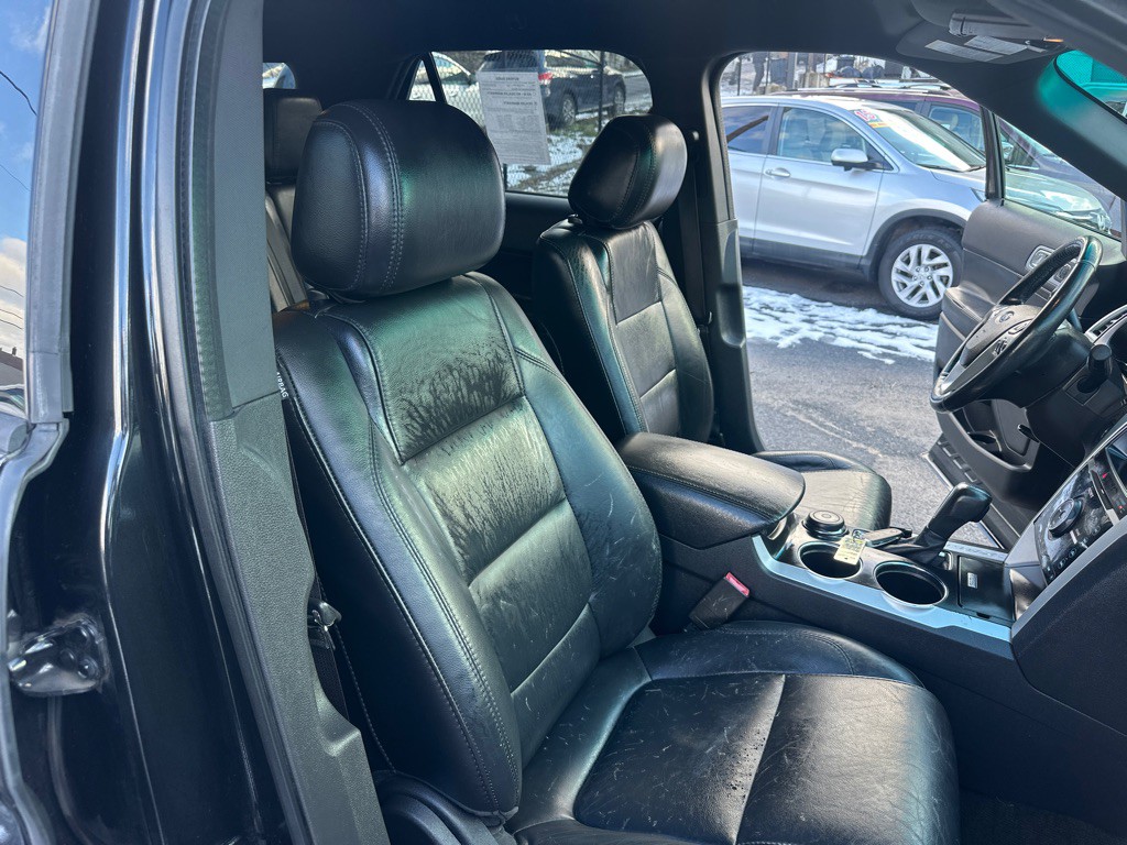 2013 Ford Explorer Image 38