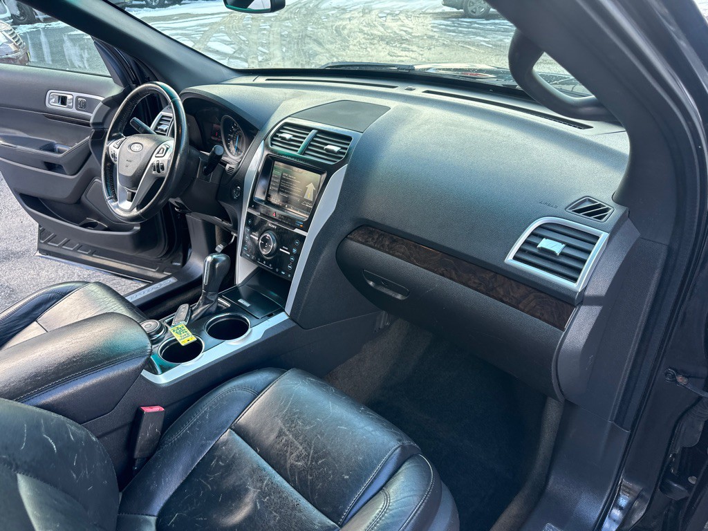 2013 Ford Explorer Image 39
