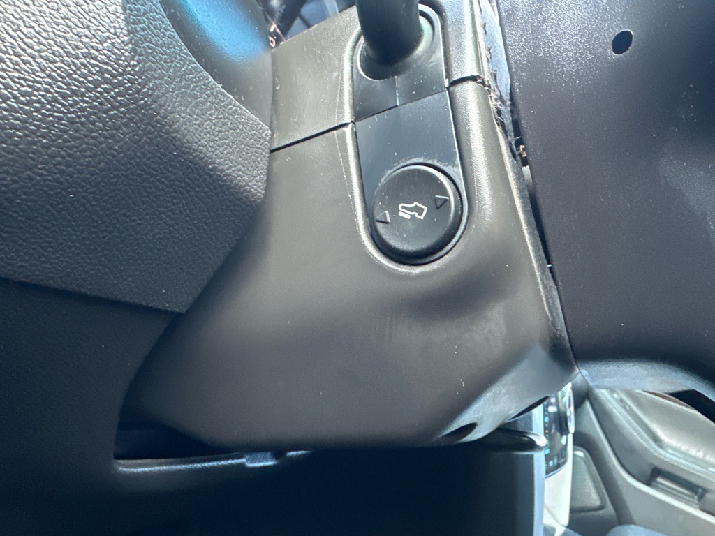 2013 Ford Explorer Image 64