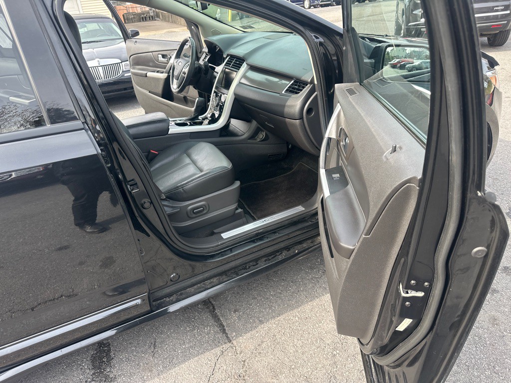 2013 Ford Edge Image 12