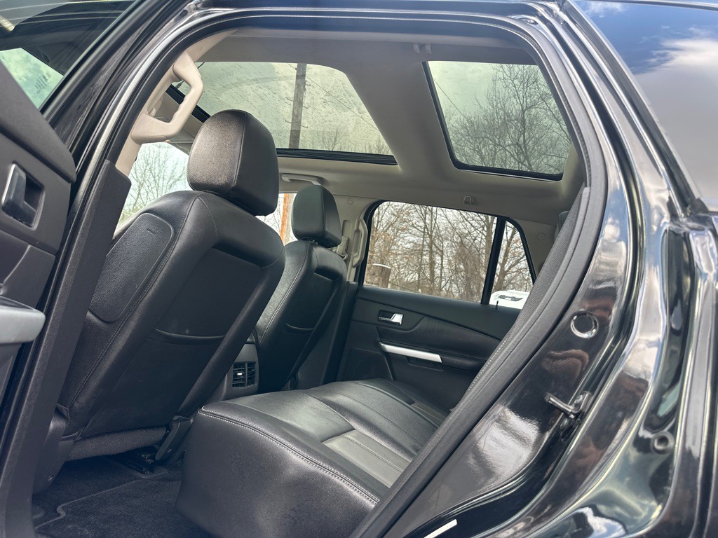 2013 Ford Edge Image 24