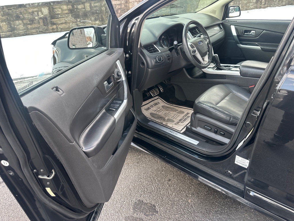 2013 Ford Edge Image 30