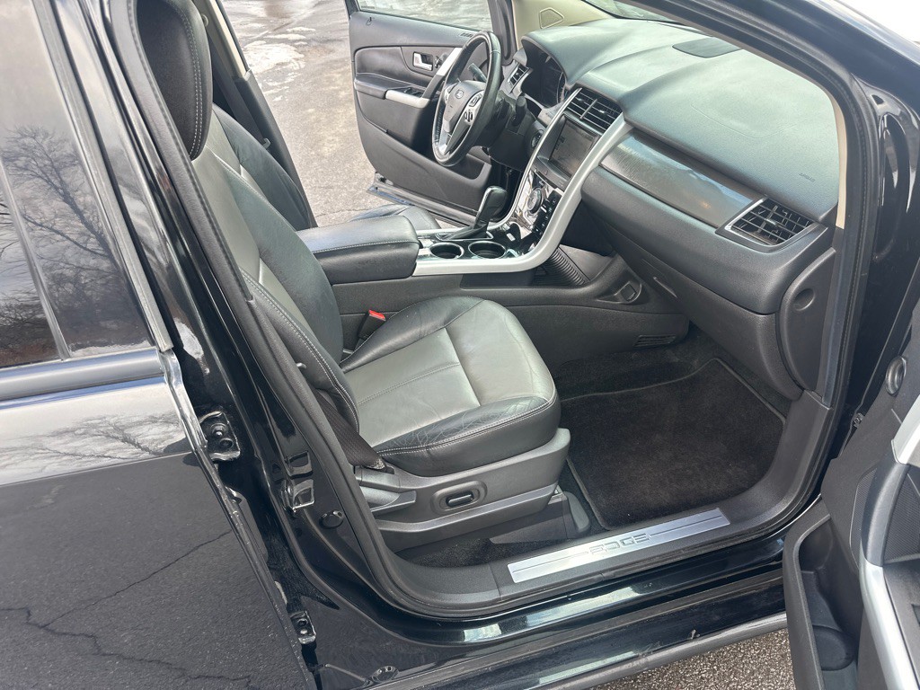 2013 Ford Edge Image 44