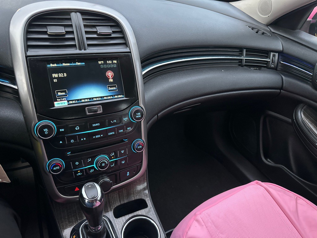 2015 Chevrolet Malibu Image 31