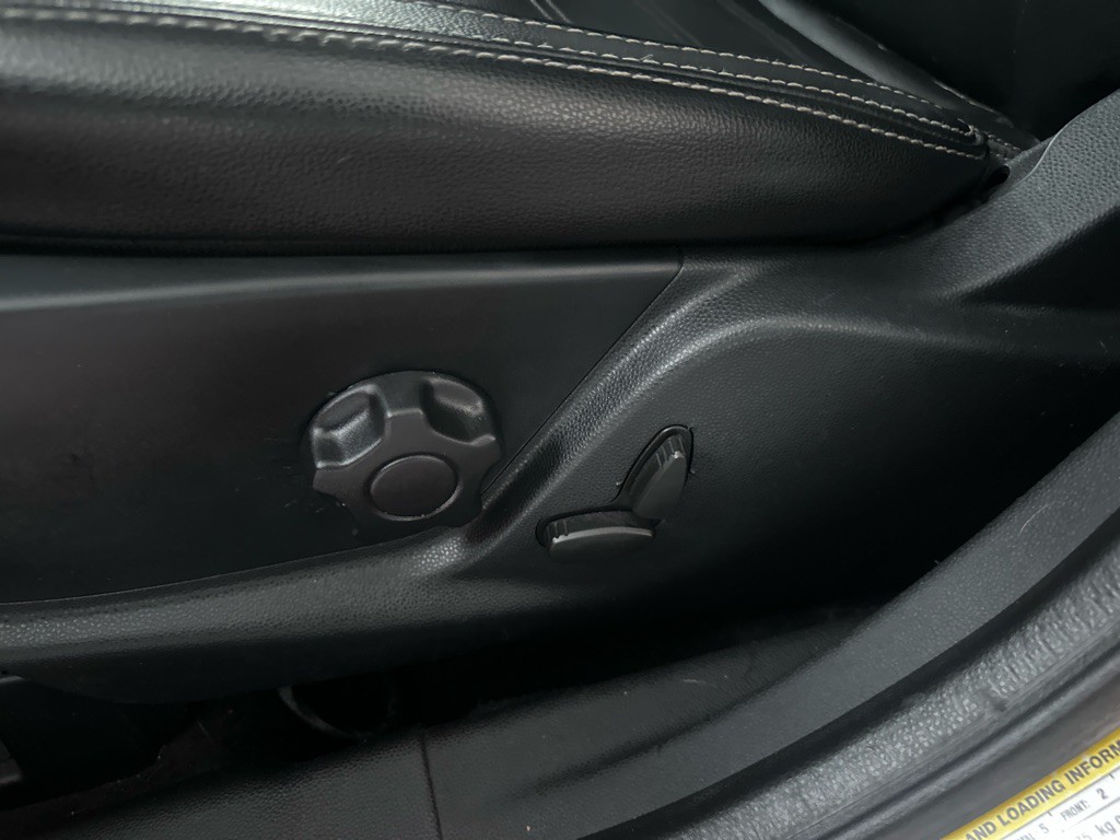 2021 Ford Econoline Image 45