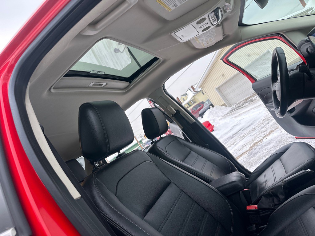 2021 Ford Econoline Image 29