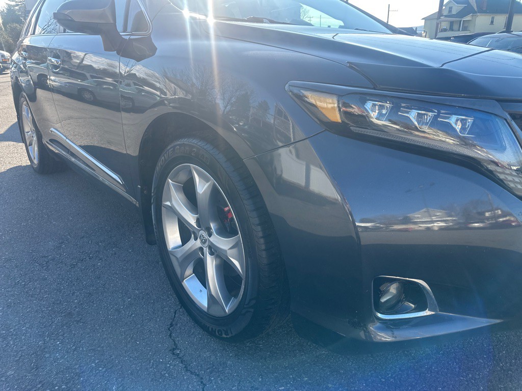 2013 Toyota Venza Image 12