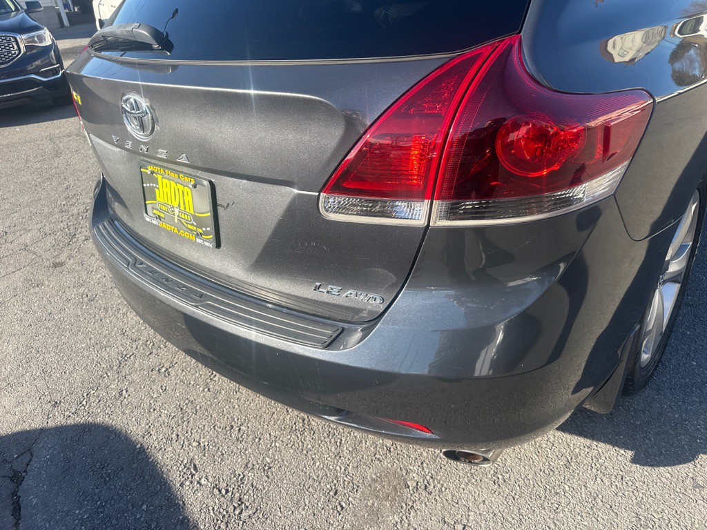 2013 Toyota Venza Image 17