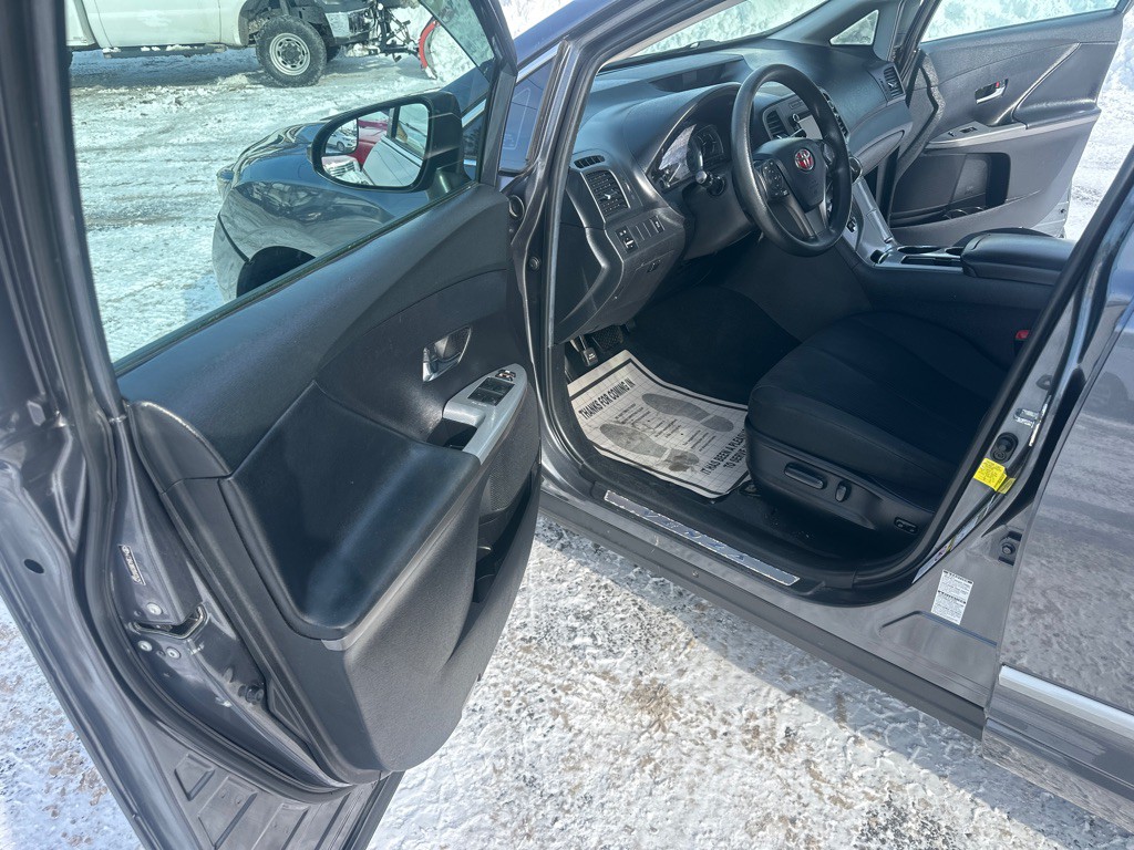 2013 Toyota Venza Image 21