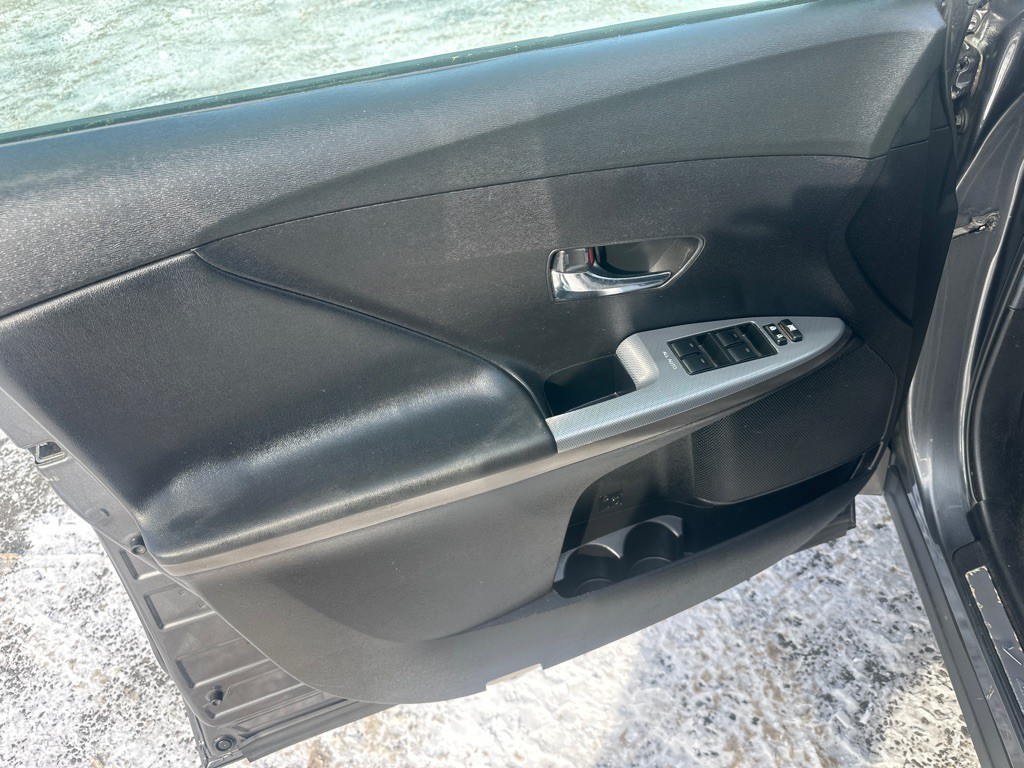 2013 Toyota Venza Image 24