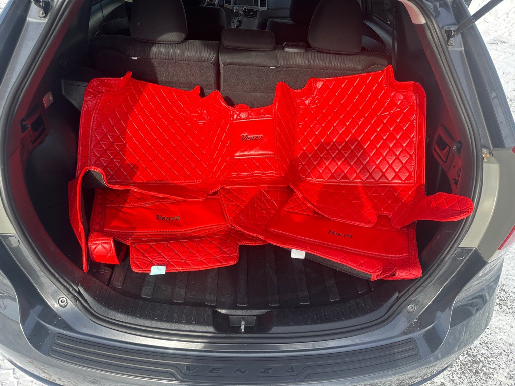 2013 Toyota Venza Image 26