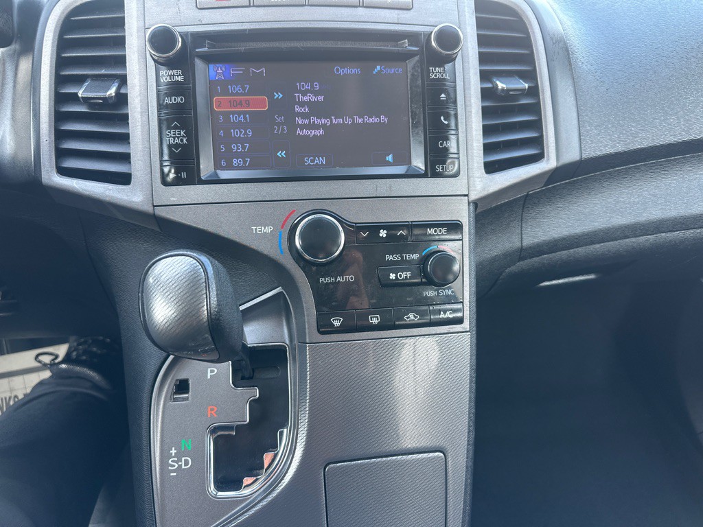 2013 Toyota Venza Image 50