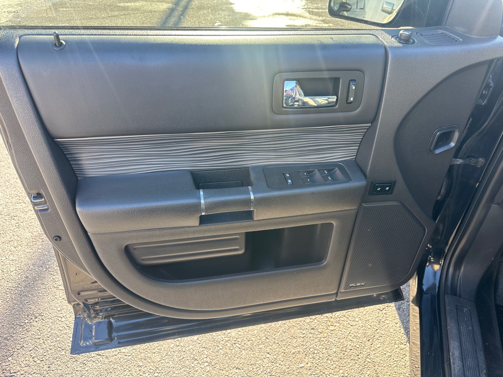 2016 Ford Flex Image 89