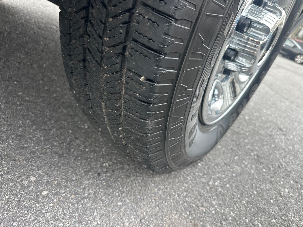 2017 Chevrolet Express Image 14