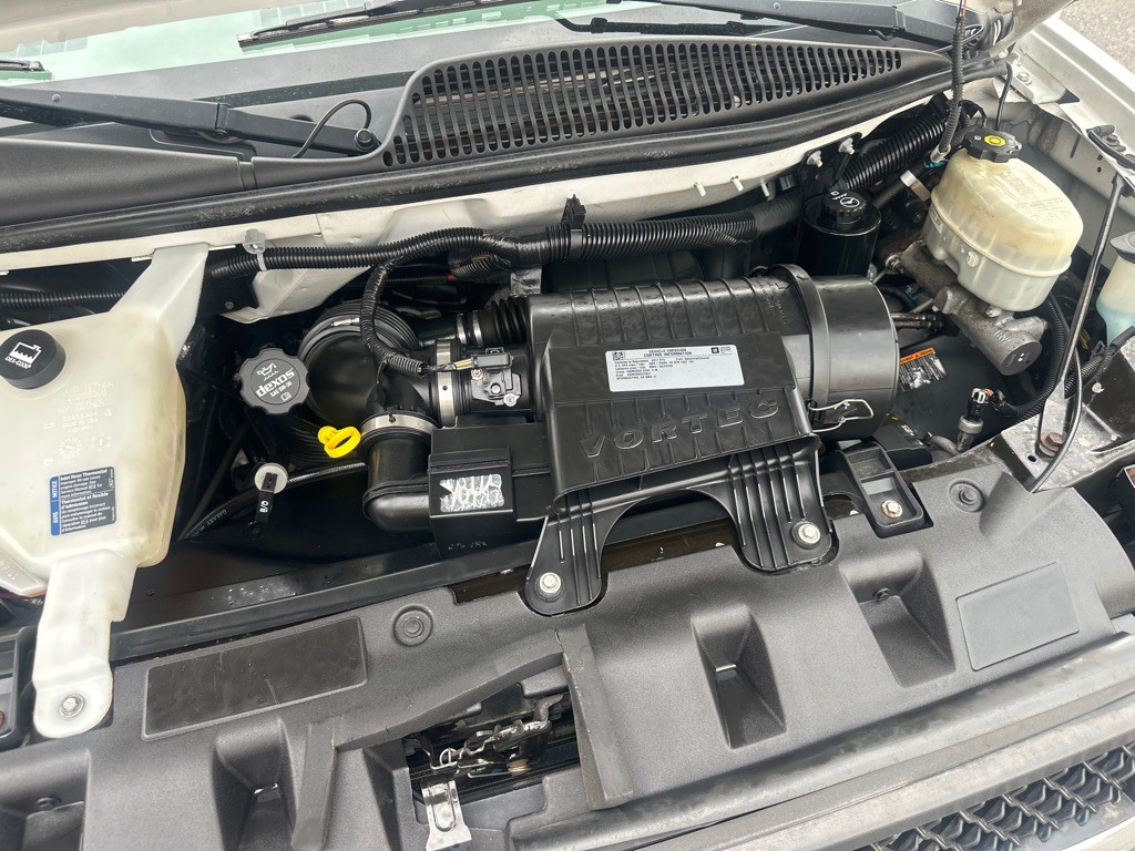 2017 Chevrolet Express Image 66