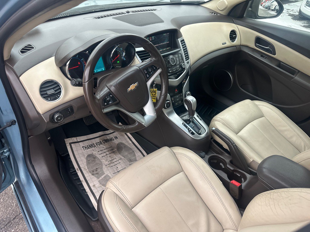2011 Chevrolet Cruze Image 16