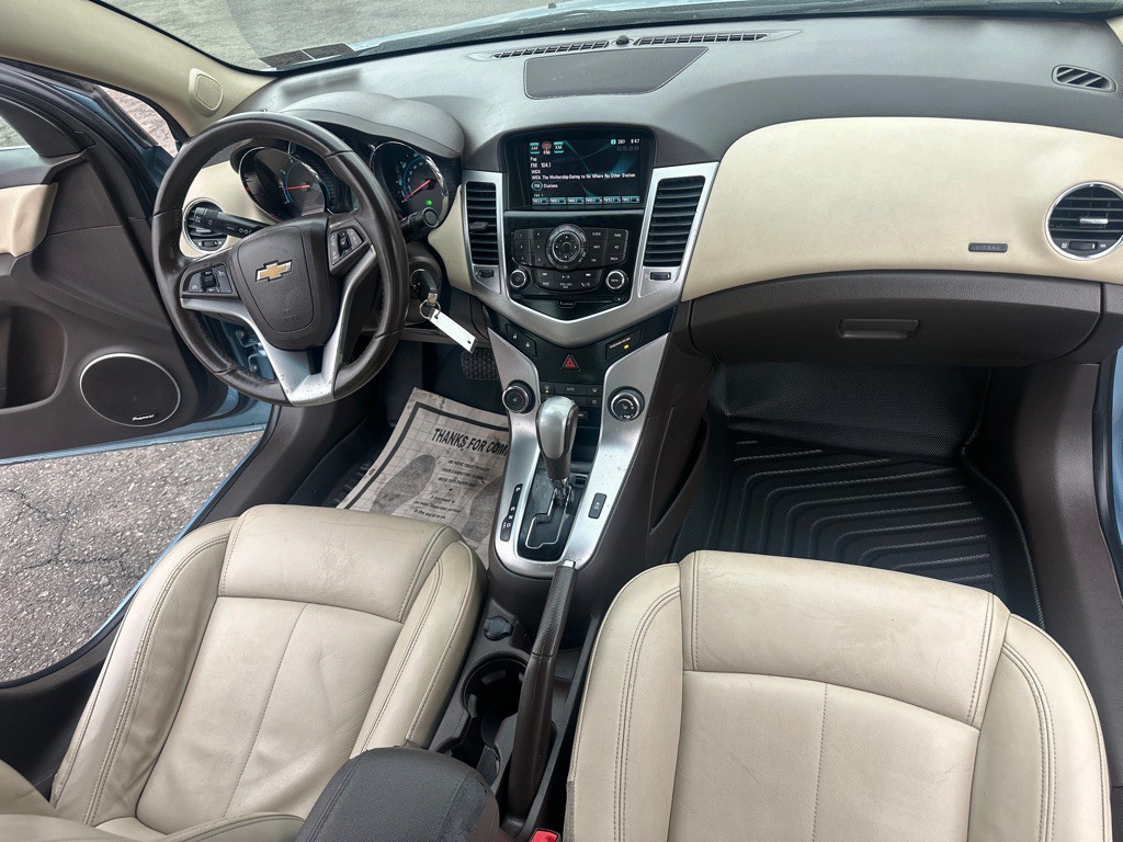 2011 Chevrolet Cruze Image 22