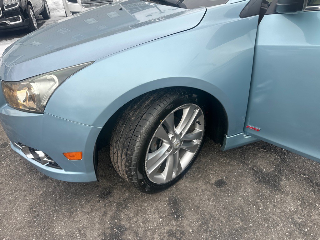 2011 Chevrolet Cruze Image 31