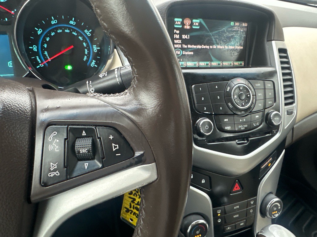 2011 Chevrolet Cruze Image 41