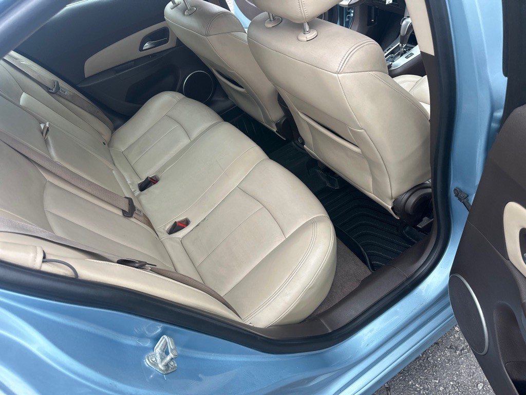2011 Chevrolet Cruze Image 19