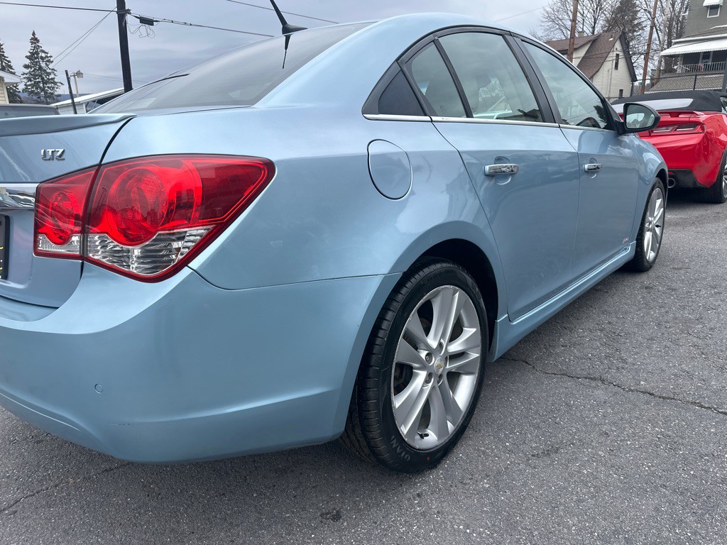 2011 Chevrolet Cruze Image 26