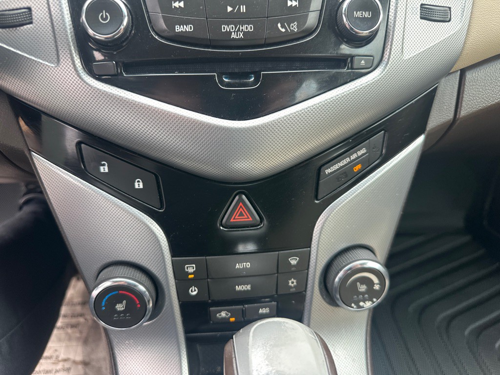 2011 Chevrolet Cruze Image 33