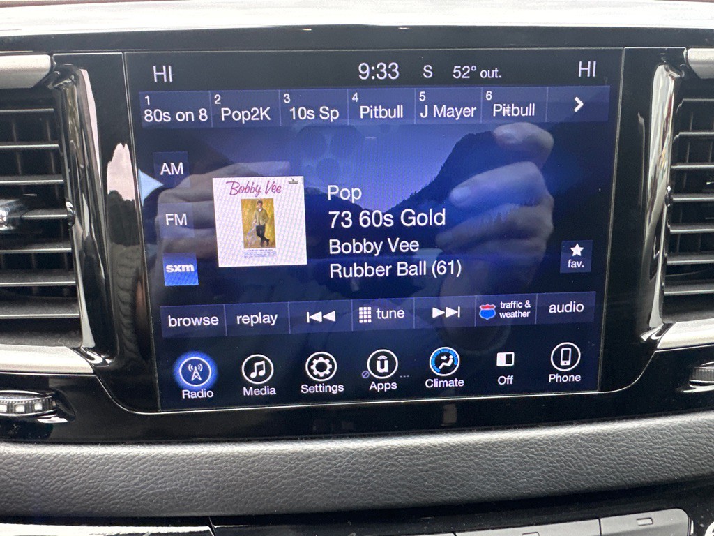 2017 Chrysler Pacifica Image 35